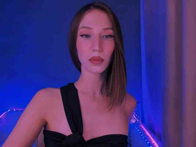ellaamber webcam