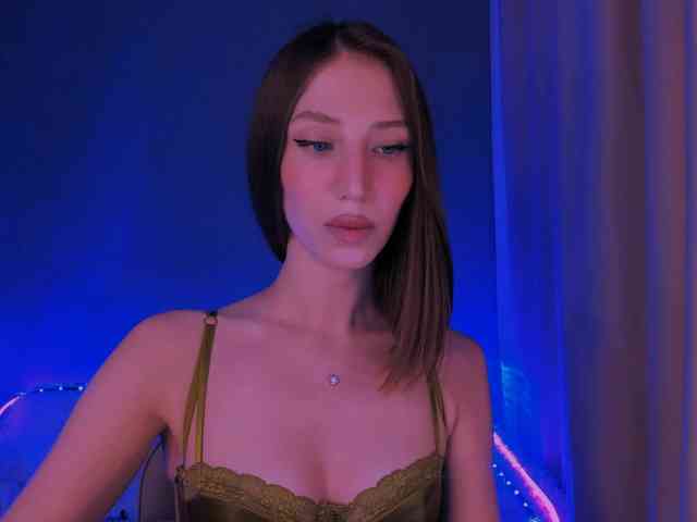ellaamber webcam