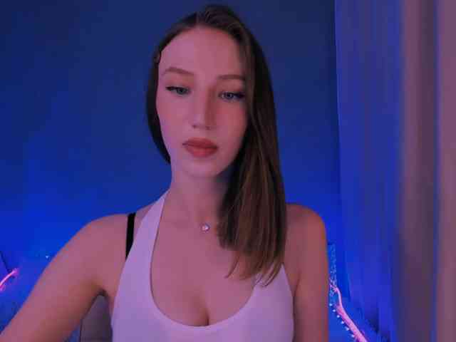 ellaamber webcam