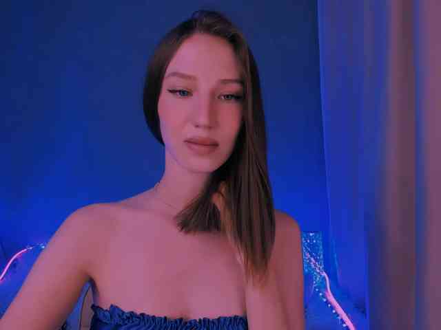 ellaamber webcam