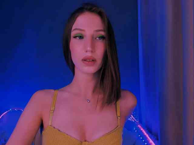 ellaamber webcam