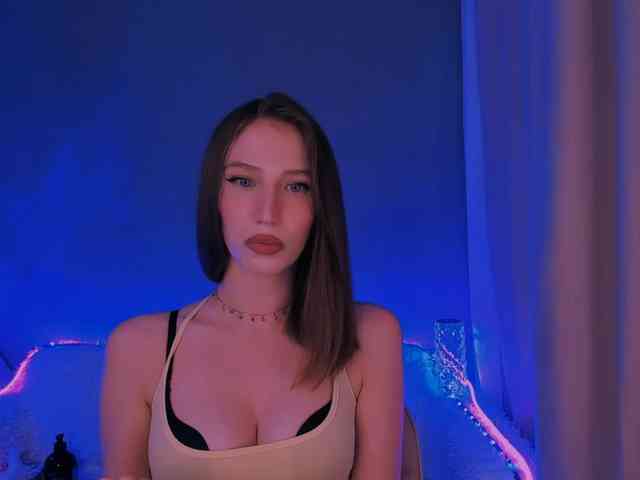 ellaamber webcam