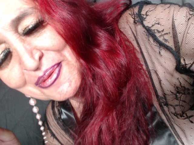 Lucy-mature live stream preview