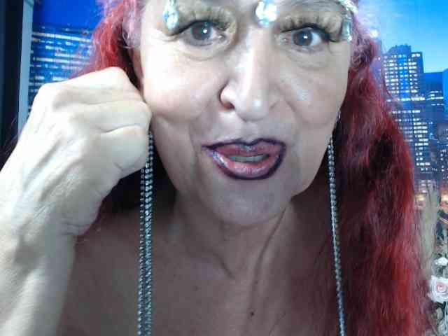 Lucy-mature Lucy-mature