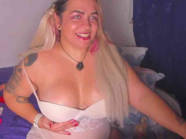 natasha-rodriguez1 webcam