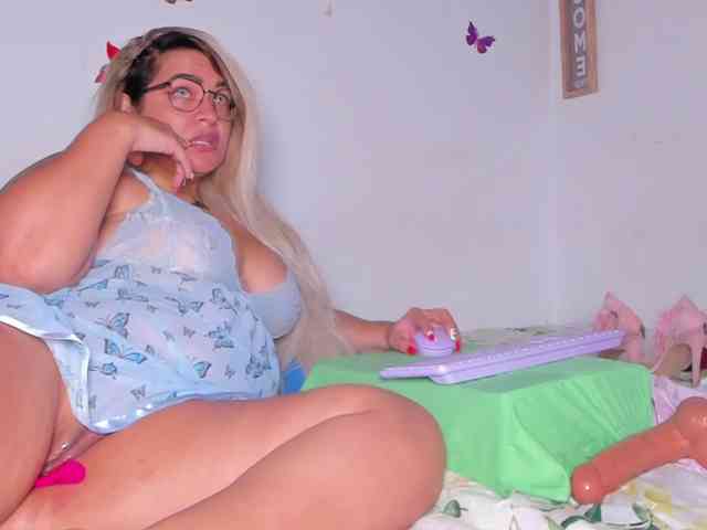 natasha-rodriguez1 webcam