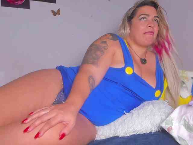 natasha-rodriguez1 webcam