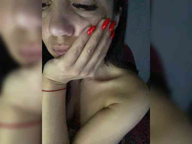 Modelo: -_____-