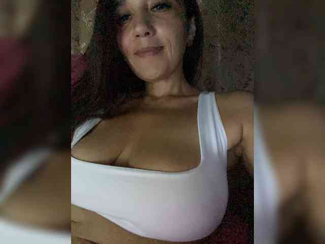 addddiss Live Webcam on BongaCams