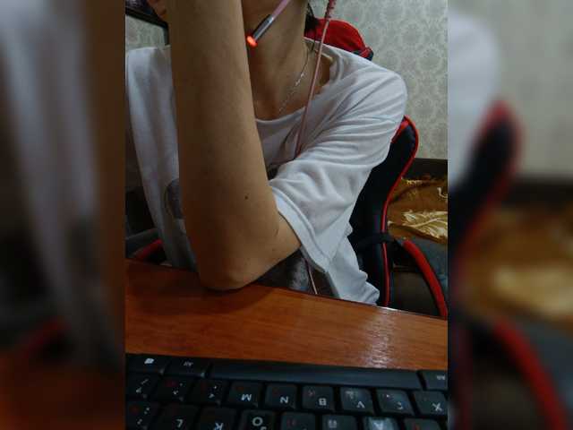 Olik-Pisa live cam on BongaCams