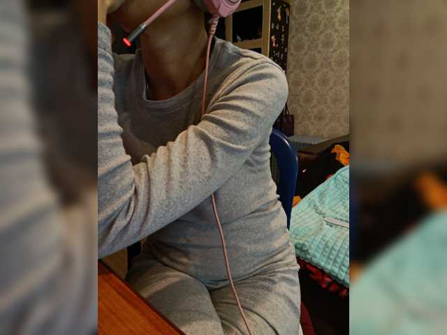 Olik-Pisa live cam on BongaCams