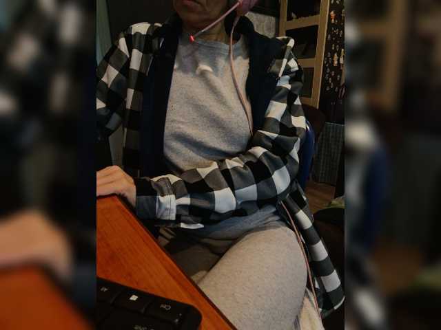 Olik-Pisa live cam on BongaCams