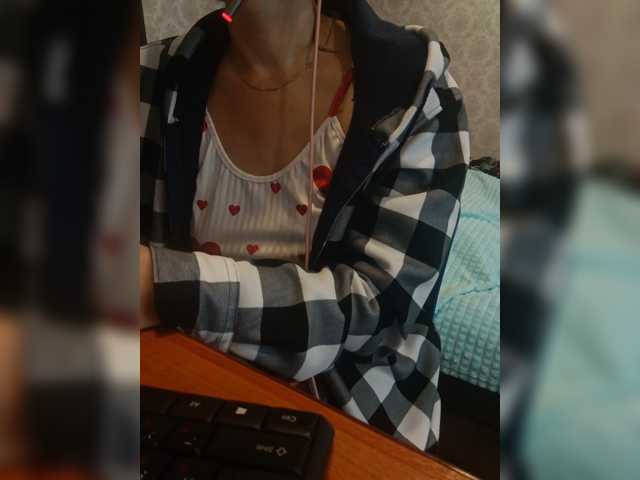 Olik-Pisa, live now on BongaCams