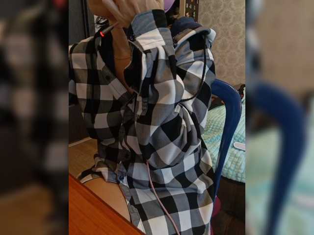 Olik-Pisa live cam on BongaCams