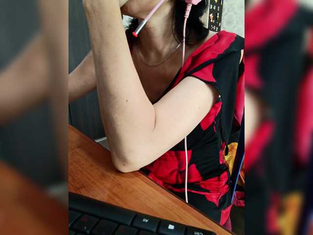 naked_taxi_dispatcher live cam