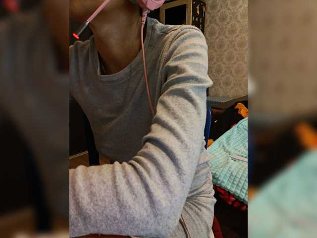 Olik-Pisa live cam on BongaCams