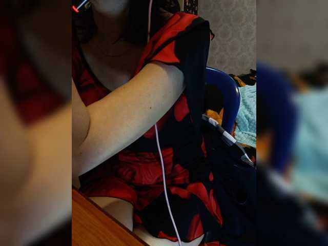 Dispatcher-Olya live cam on BongaCams