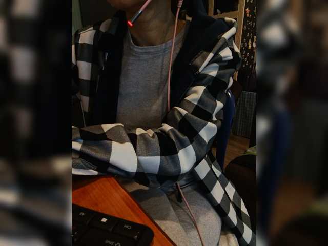Olik-Pisa live cam on BongaCams