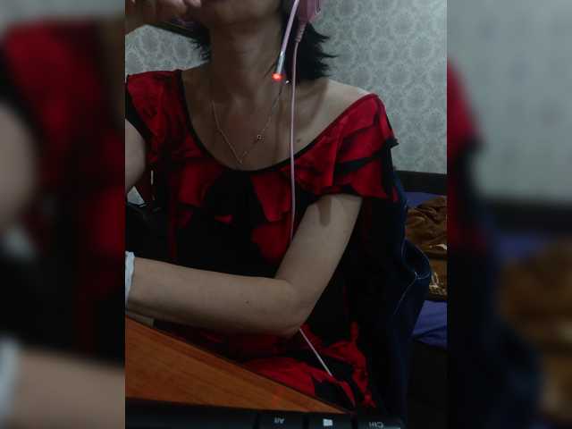 naked_taxi_dispatcher live webcam show