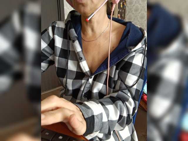 Olik-Pisa live cam on BongaCams