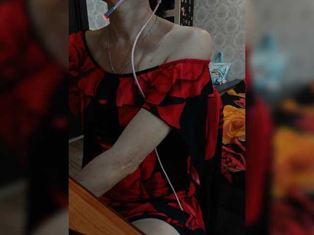 naked_taxi_dispatcher live cam preview