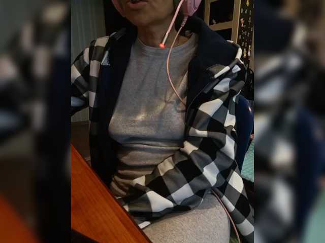Olik-Pisa live cam on BongaCams