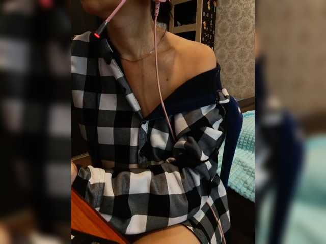 Olik-Pisa, en directo ahora en BongaCams