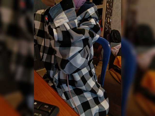 Olik-Pisa live cam on BongaCams