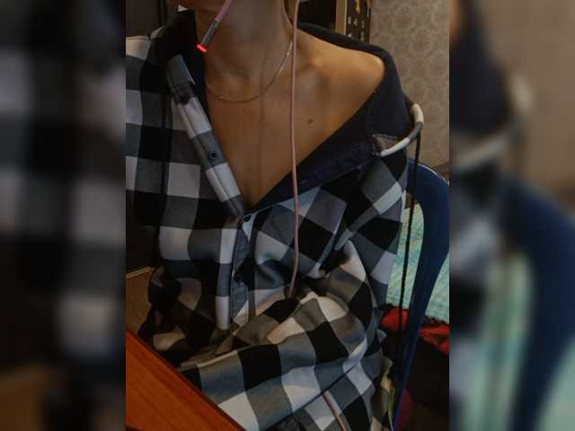 Olik-Pisa live cam on BongaCams