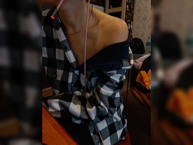 Olik-Pisa live cam on BongaCams