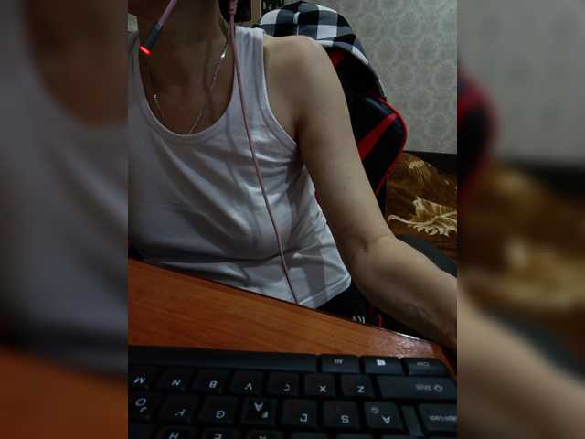 Olik-Pisa live cam on BongaCams