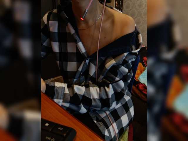 Olik-Pisa live cam on BongaCams
