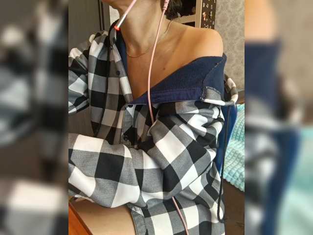 Olik-Pisa live cam on BongaCams