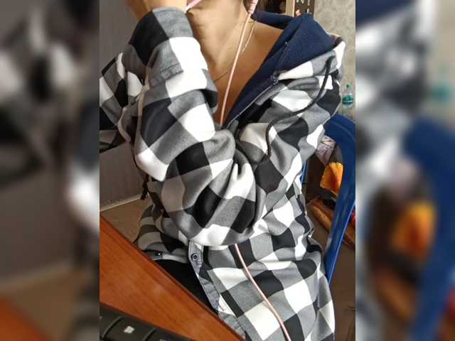 Olik-Pisa live cam on BongaCams