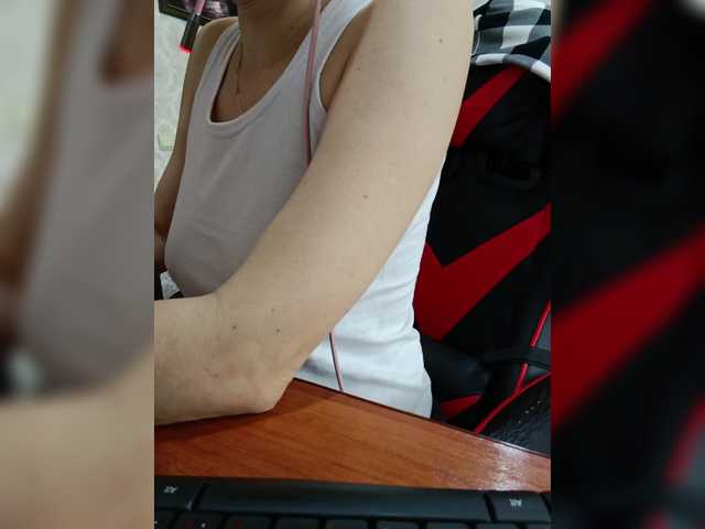 Olik-Pisa live cam on BongaCams