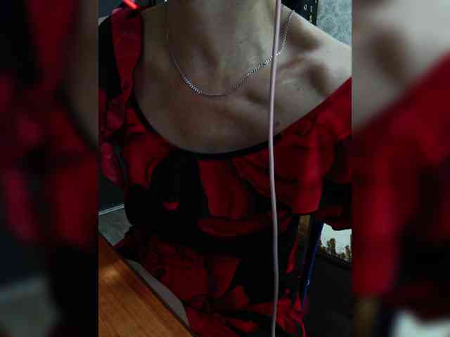 naked_taxi_dispatcher webcam