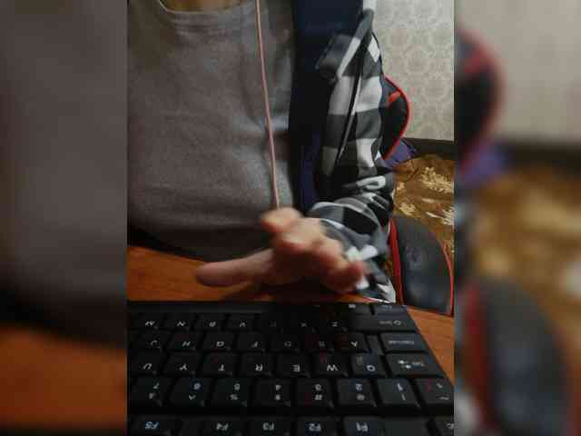 naked_taxi_dispatcher webcam