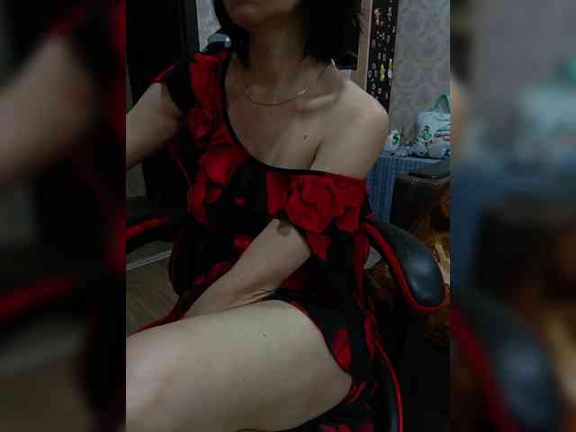 naked_taxi_dispatcher webcam