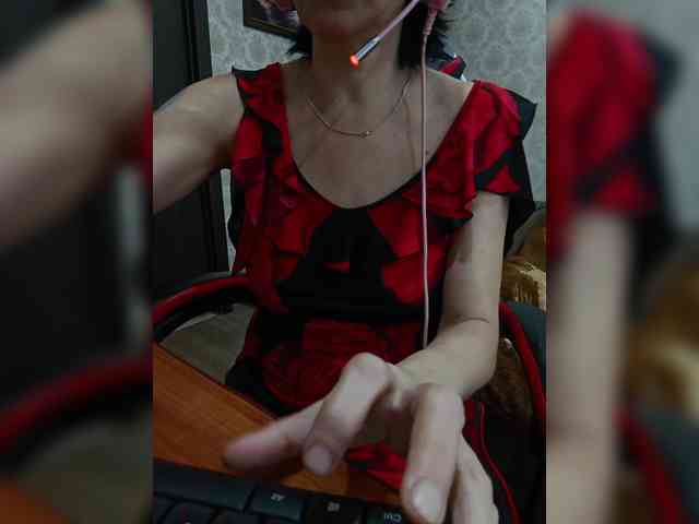 naked_taxi_dispatcher webcam