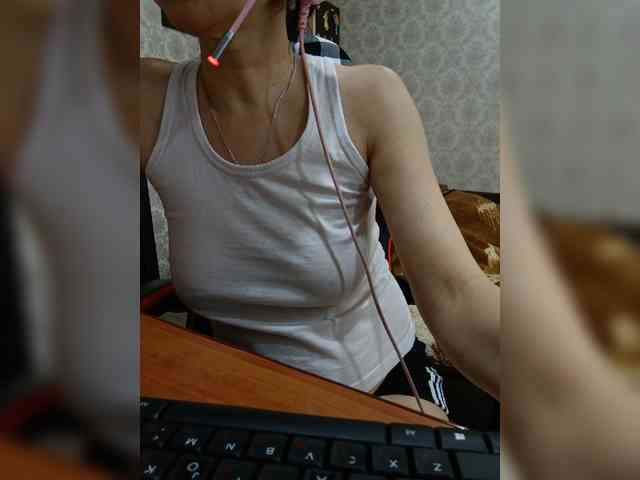 naked_taxi_dispatcher webcam