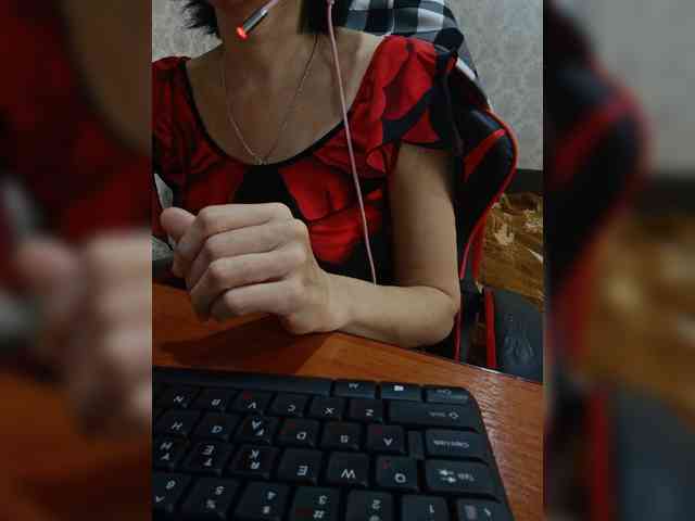 naked_taxi_dispatcher webcam