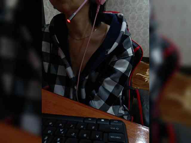 naked_taxi_dispatcher webcam
