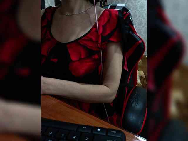 naked_taxi_dispatcher webcam