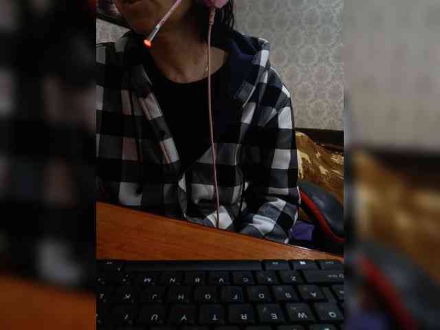 naked_taxi_dispatcher webcam