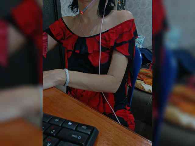 Olik-Pisa Live Webcam on BongaCams