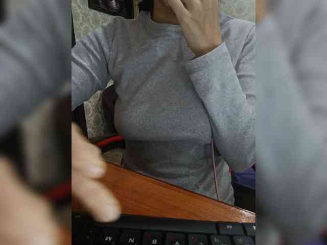 naked_taxi_dispatcher webcam