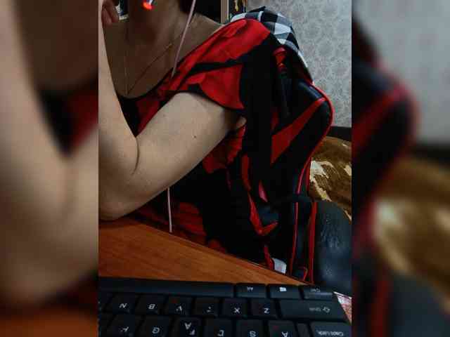 naked_taxi_dispatcher webcam