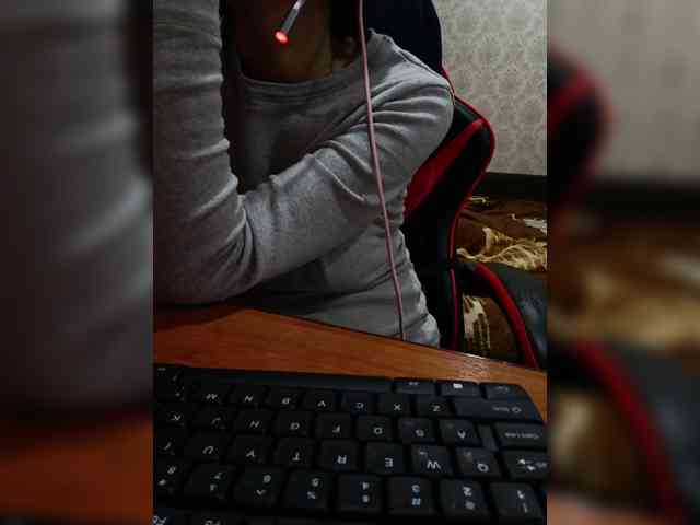 naked_taxi_dispatcher webcam