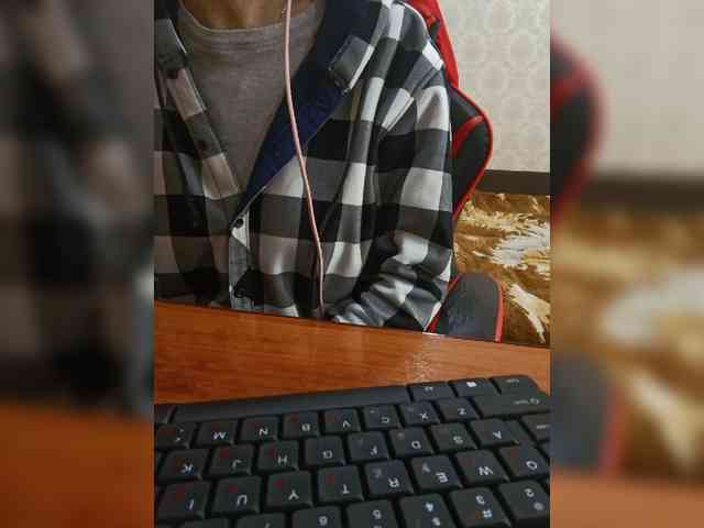 naked_taxi_dispatcher webcam