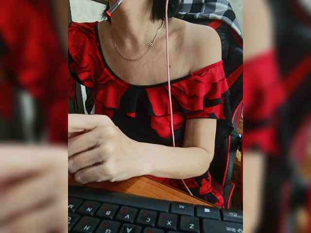 naked_taxi_dispatcher webcam